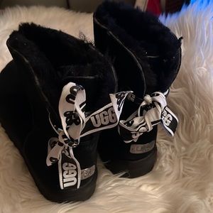 Super cute ugg boots
